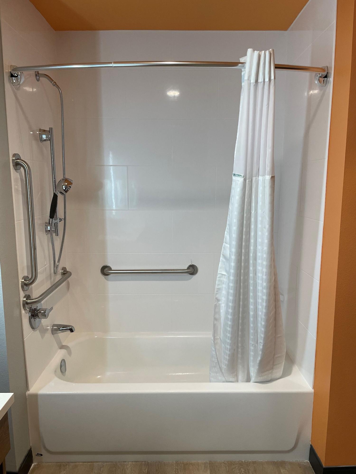 La Quinta Inn & Suites By Wyndham San Antonio Seaworld Lafb מראה חיצוני תמונה