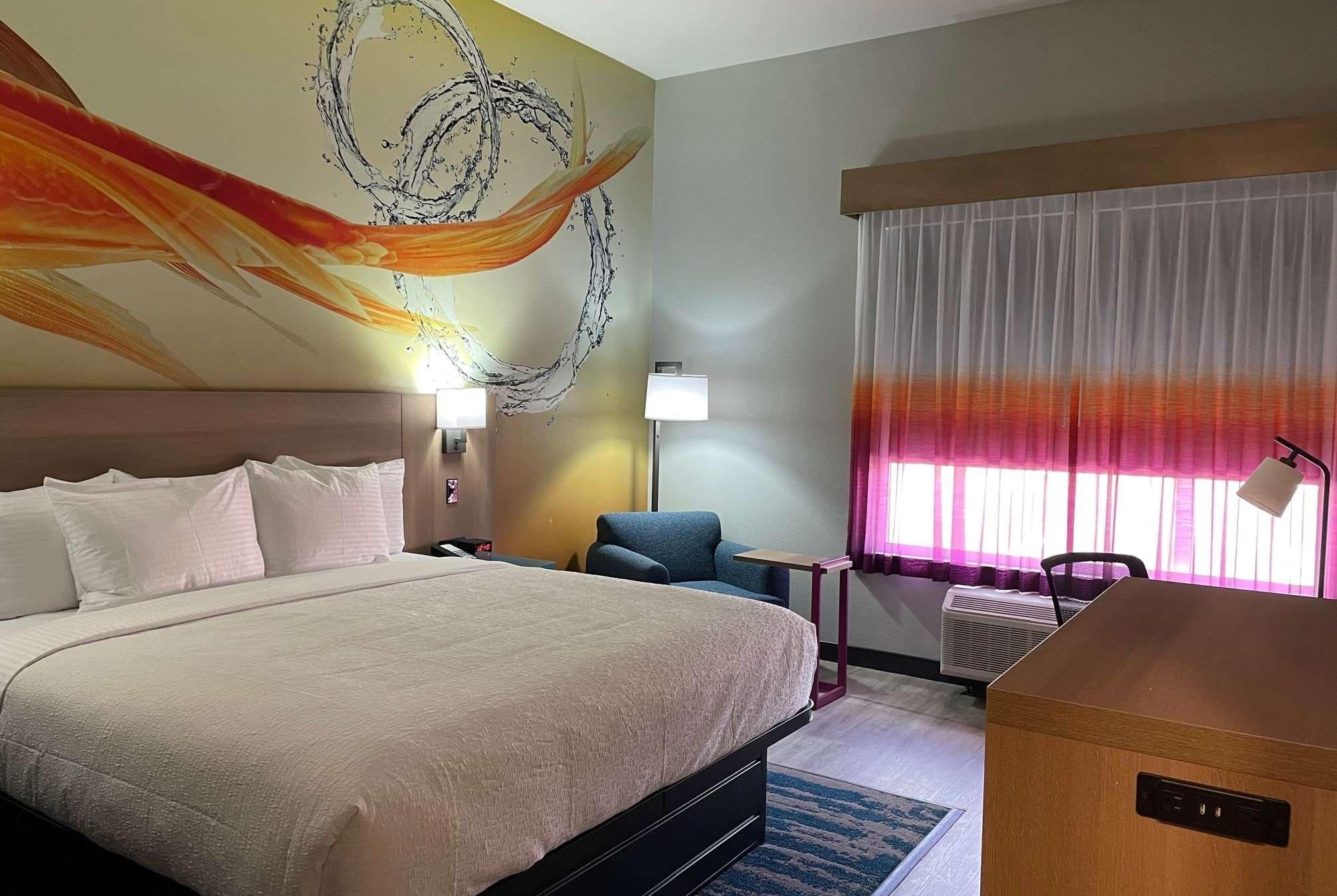 La Quinta Inn & Suites By Wyndham San Antonio Seaworld Lafb מראה חיצוני תמונה